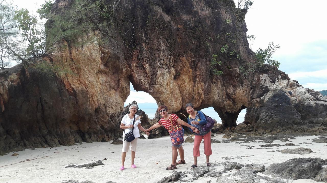Hotel Rasta House,,Koh Phayam Esterno foto